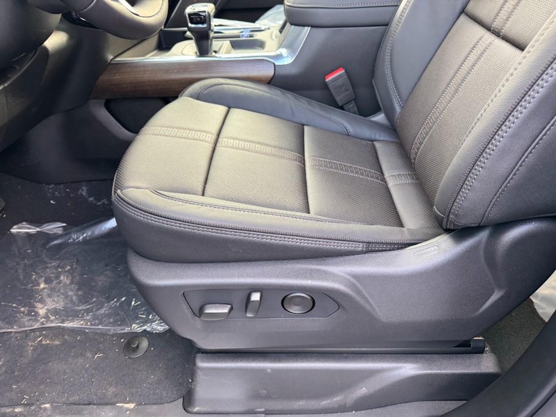 Chevrolet Silverado 1500 Vehicle Image 10