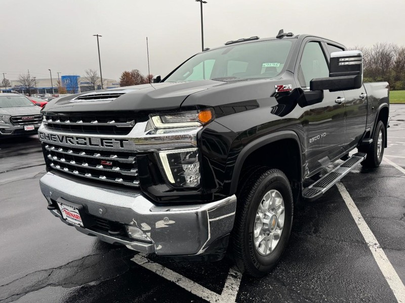 Chevrolet Silverado 2500HD Vehicle Full-screen Gallery Image 07