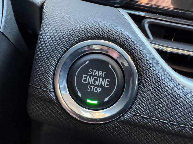 Chevrolet TrailBlazer Vehicle Image 16