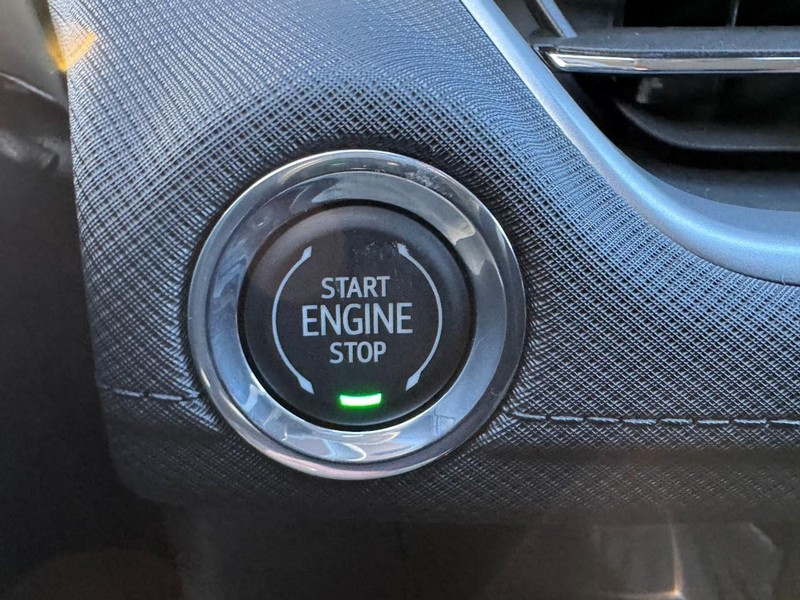 Chevrolet TrailBlazer Vehicle Image 16