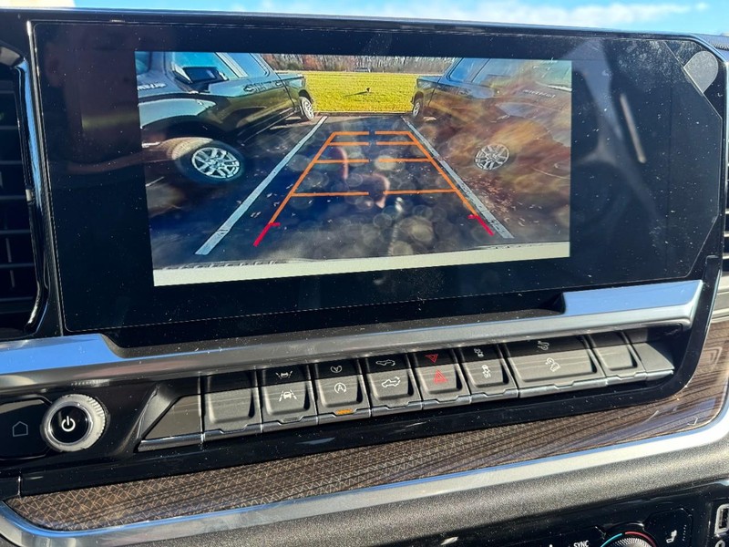 Chevrolet Silverado 1500 Vehicle Image 18