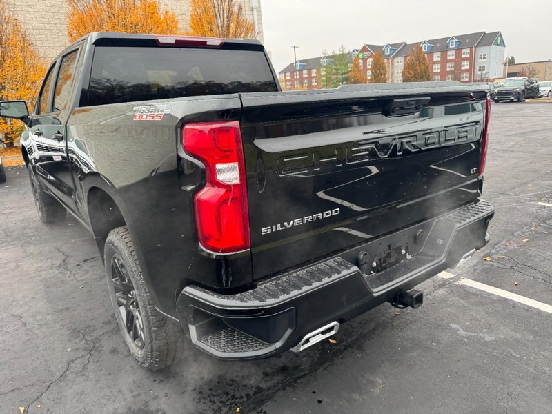 Chevrolet Silverado 1500 Vehicle Image 05