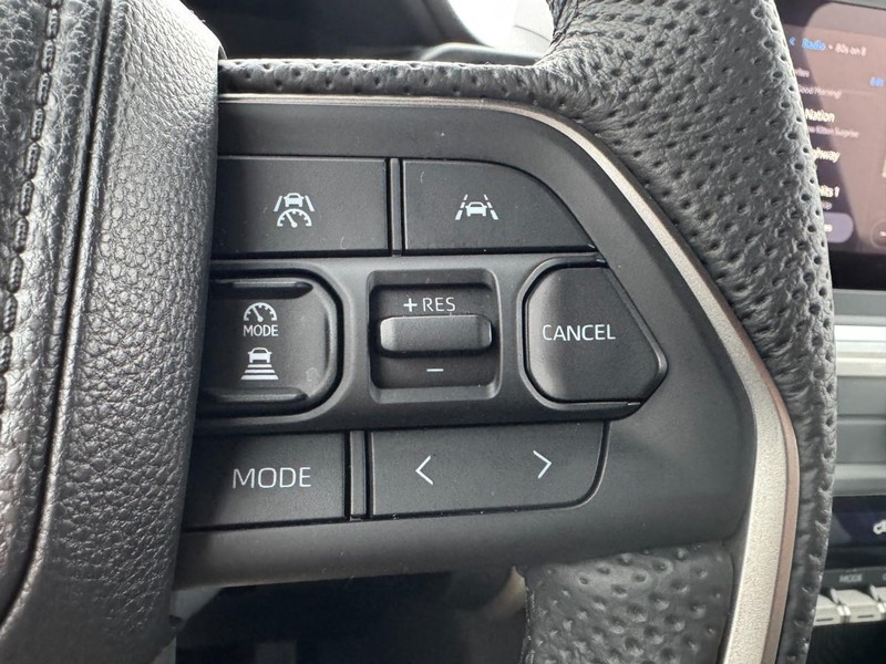 Toyota Tacoma 4WD Vehicle Image 17