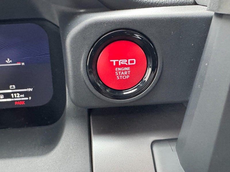 Toyota Tacoma 4WD Vehicle Image 22