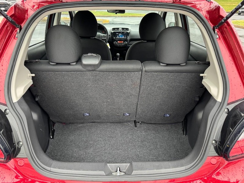 Mitsubishi Mirage Vehicle Image 06