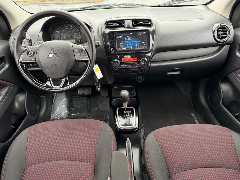 Mitsubishi Mirage Vehicle Image 11