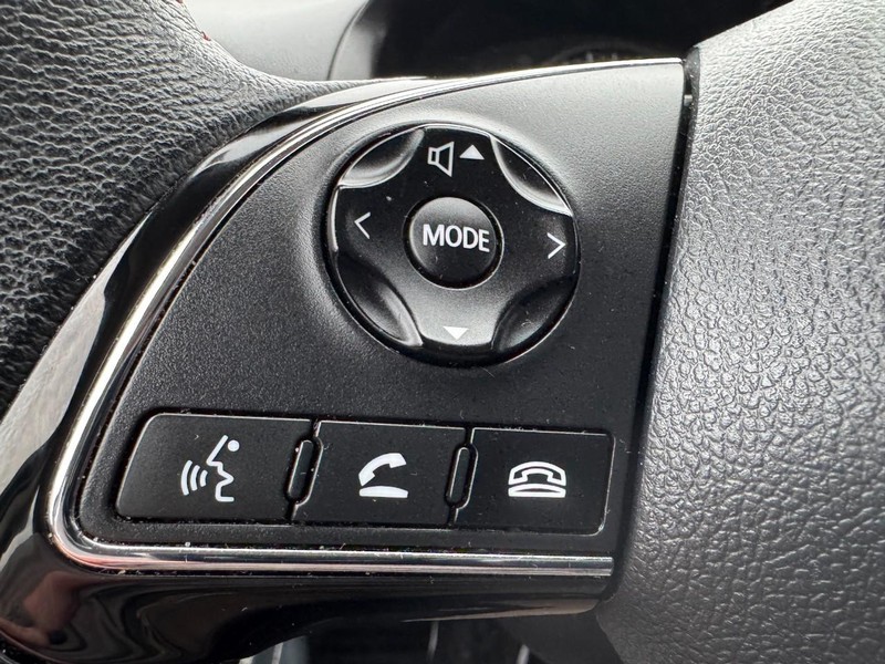 Mitsubishi Mirage Vehicle Image 17