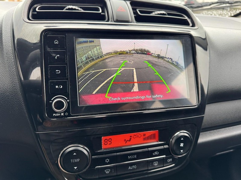 Mitsubishi Mirage Vehicle Image 20