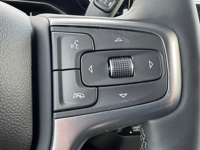 Chevrolet Silverado 1500 Vehicle Image 15