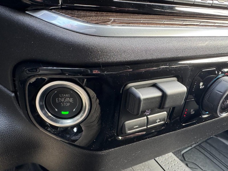 Chevrolet Silverado 1500 Vehicle Image 20