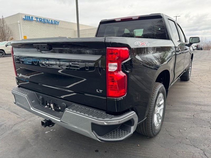 Chevrolet Silverado 1500 Vehicle Image 03