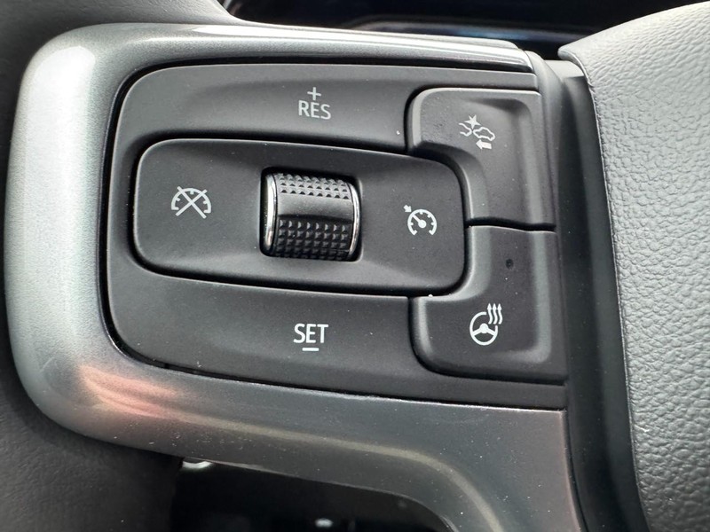 Chevrolet Silverado 1500 Vehicle Image 11