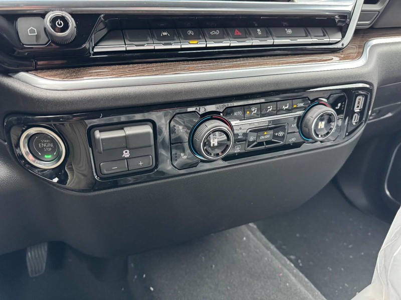 Chevrolet Silverado 1500 Vehicle Image 13