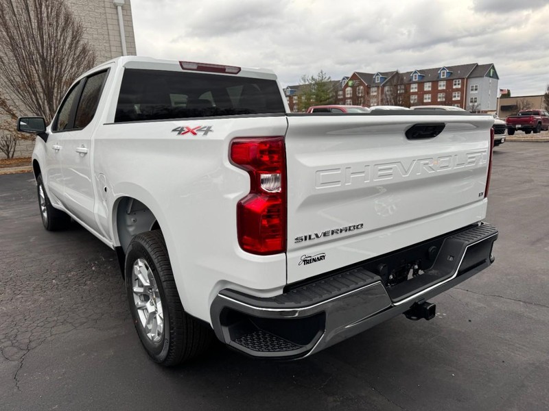Chevrolet Silverado 1500 Vehicle Image 05