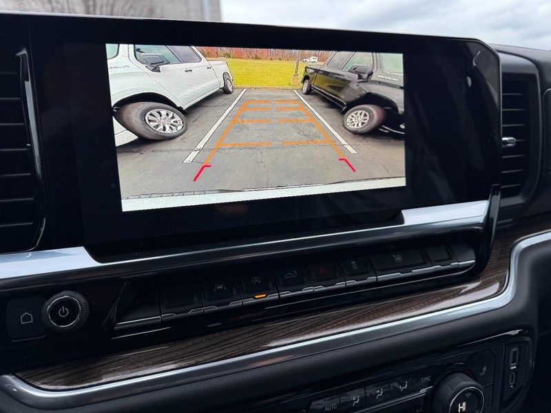 Chevrolet Silverado 1500 Vehicle Image 17