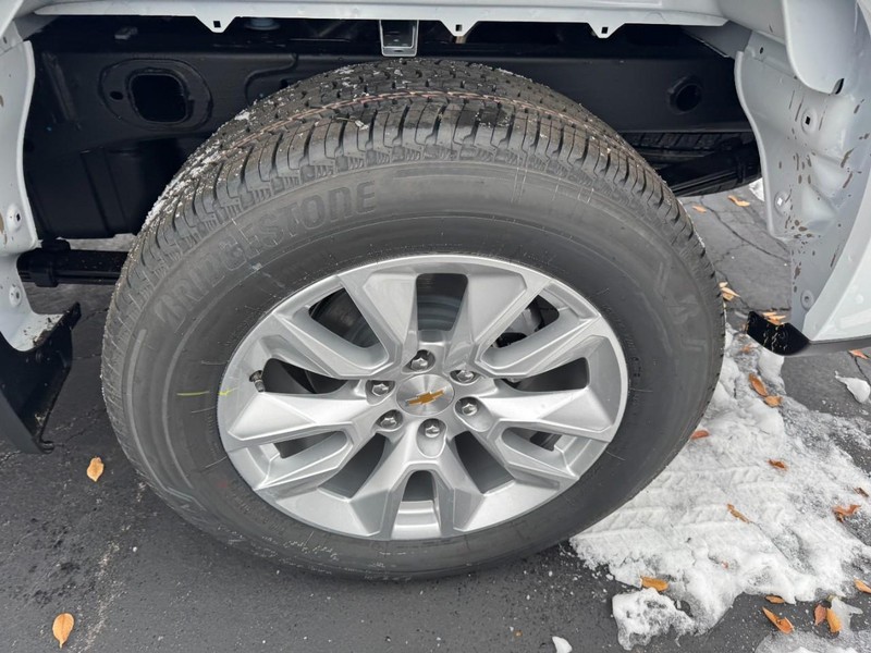 Chevrolet Silverado 1500 Vehicle Image 05