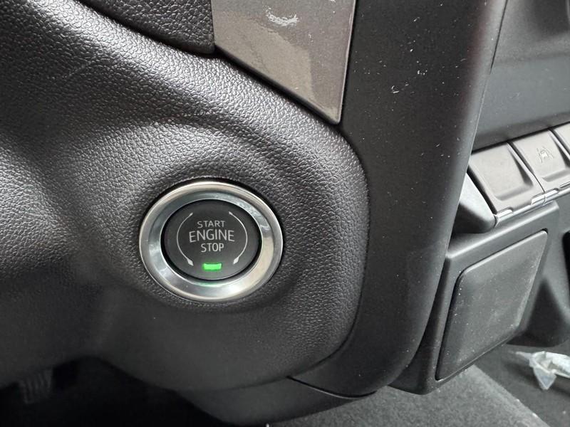 Chevrolet Silverado 1500 Vehicle Image 15