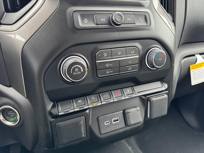 Chevrolet Silverado 1500 Vehicle Image 13