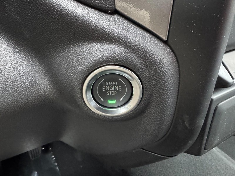 Chevrolet Silverado 1500 Vehicle Image 16