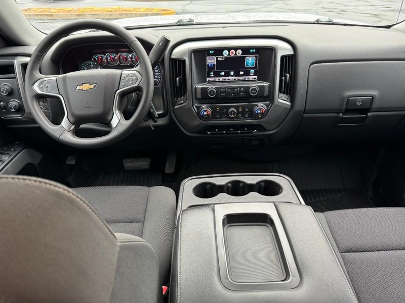 Chevrolet Silverado 1500 Vehicle Image 11