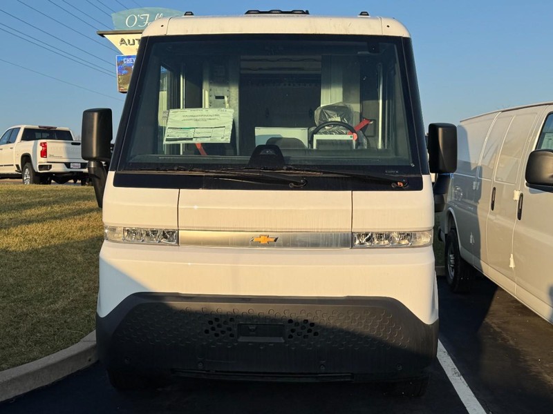 Chevrolet BrightDrop 400 Vehicle Image 02