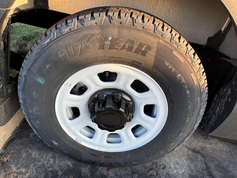 Chevrolet BrightDrop 400 Vehicle Image 06