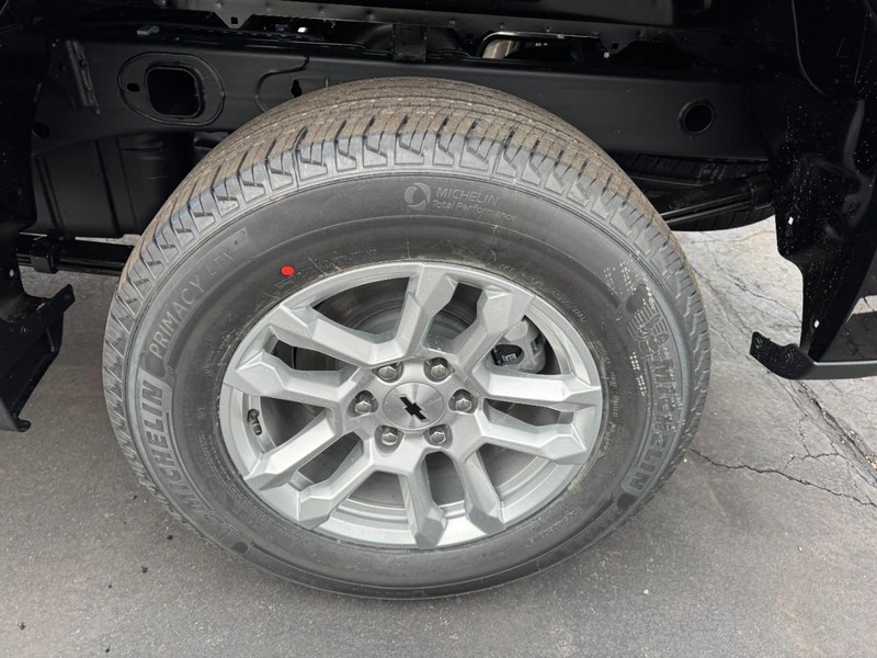 Chevrolet Silverado 1500 Vehicle Image 06