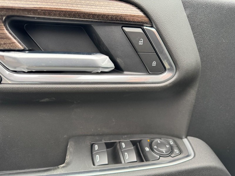 Chevrolet Silverado 1500 Vehicle Image 10