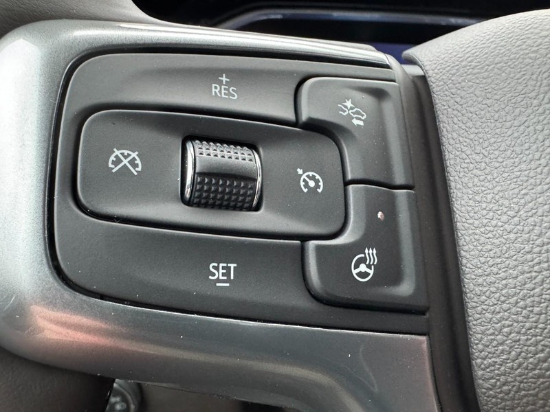 Chevrolet Silverado 1500 Vehicle Image 12