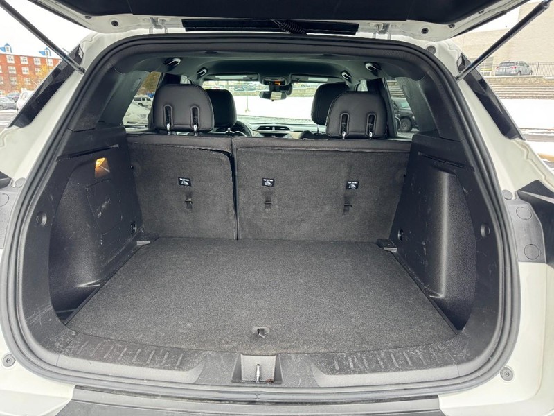 Chevrolet TrailBlazer Vehicle Image 06