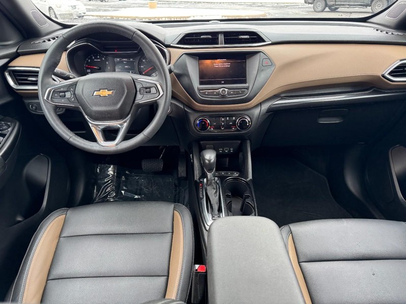 Chevrolet TrailBlazer Vehicle Image 11