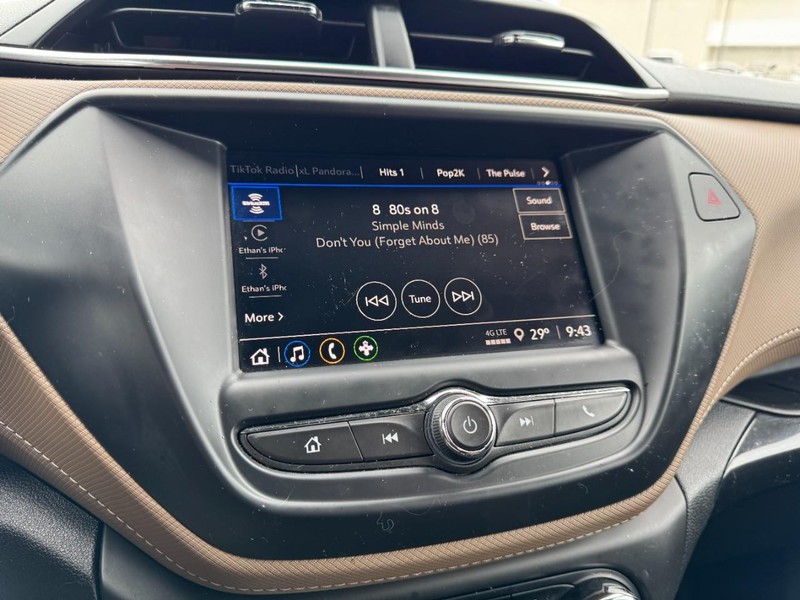 Chevrolet TrailBlazer Vehicle Image 19