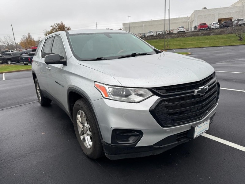 Chevrolet Traverse Vehicle Image 04