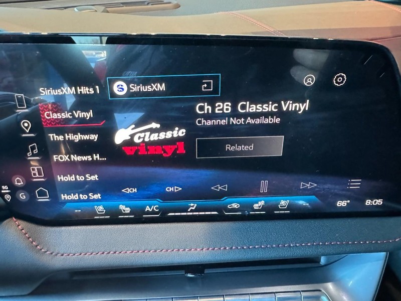 Chevrolet Corvette Vehicle Image 15