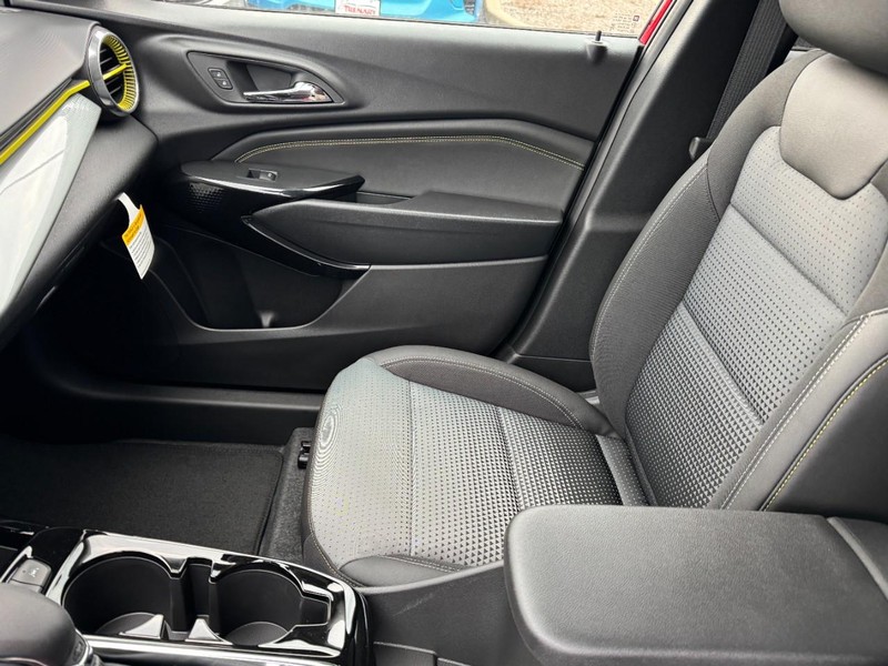 Chevrolet Trax Vehicle Image 08