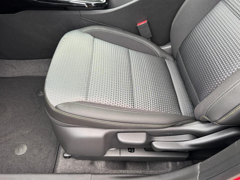 Chevrolet Trax Vehicle Image 09