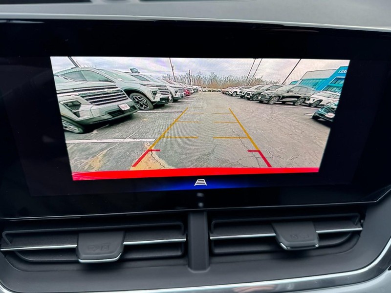 Chevrolet Trax Vehicle Image 15