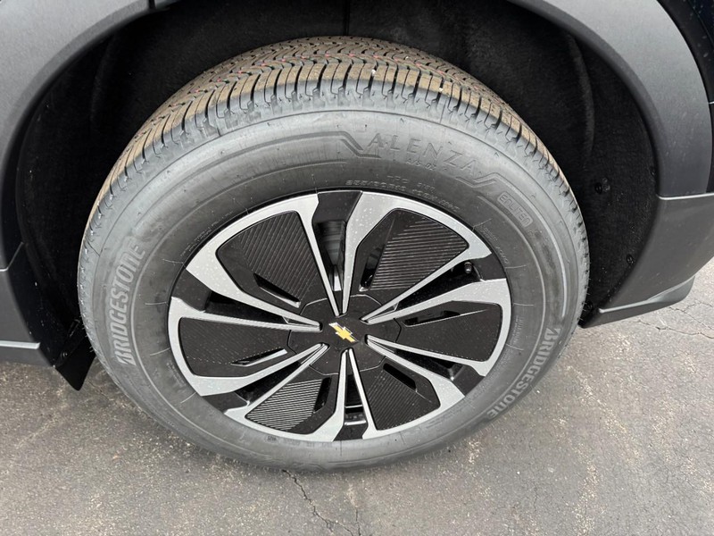 Chevrolet Blazer EV Vehicle Image 06