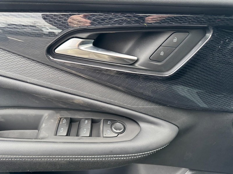 Chevrolet Blazer EV Vehicle Image 09