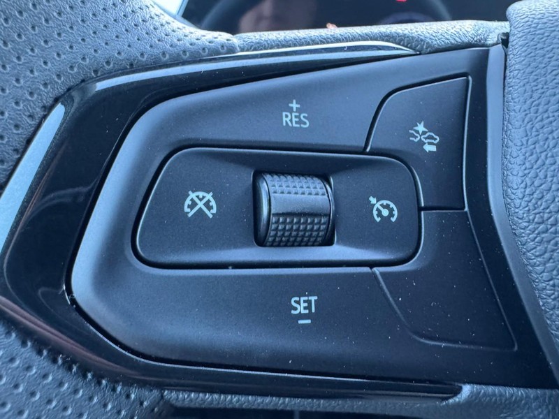 Chevrolet Trax Vehicle Image 09