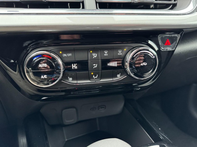 Chevrolet Trax Vehicle Image 13