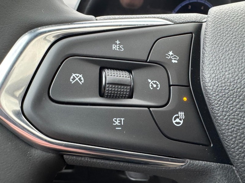 Chevrolet TrailBlazer Vehicle Image 10