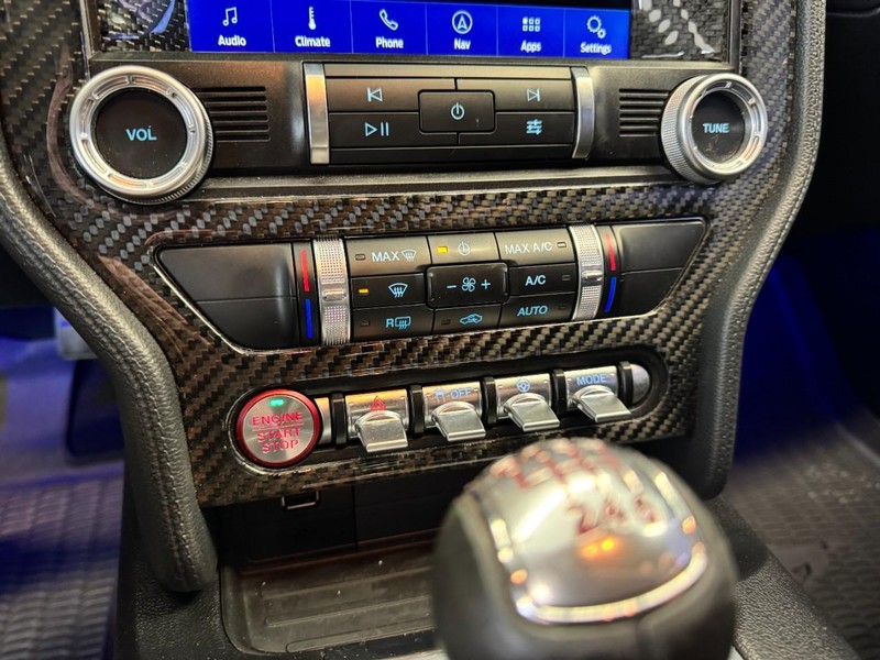 Ford Mustang Vehicle Image 15