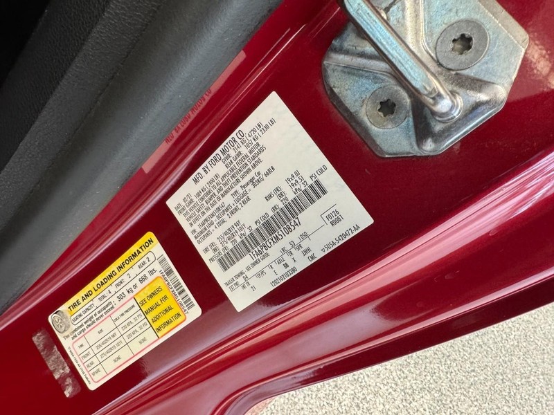 Ford Mustang Vehicle Image 20