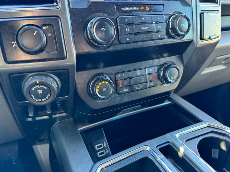 Ford F-150 Vehicle Image 18