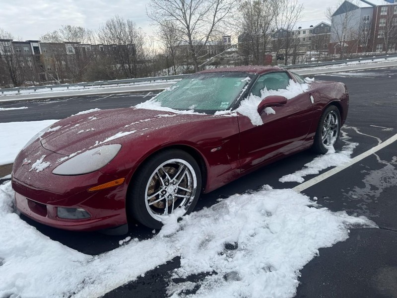 Chevrolet Corvette Vehicle Image 02