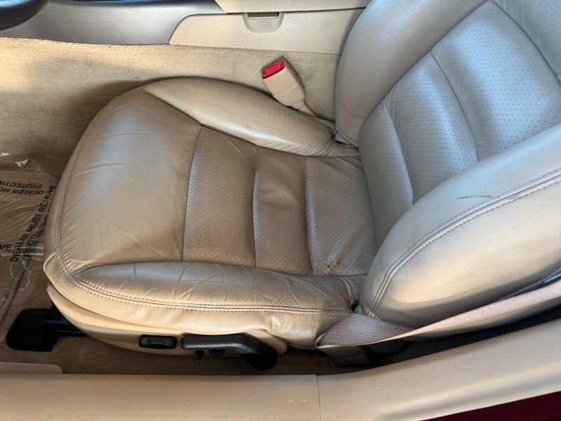 Chevrolet Corvette Vehicle Image 10