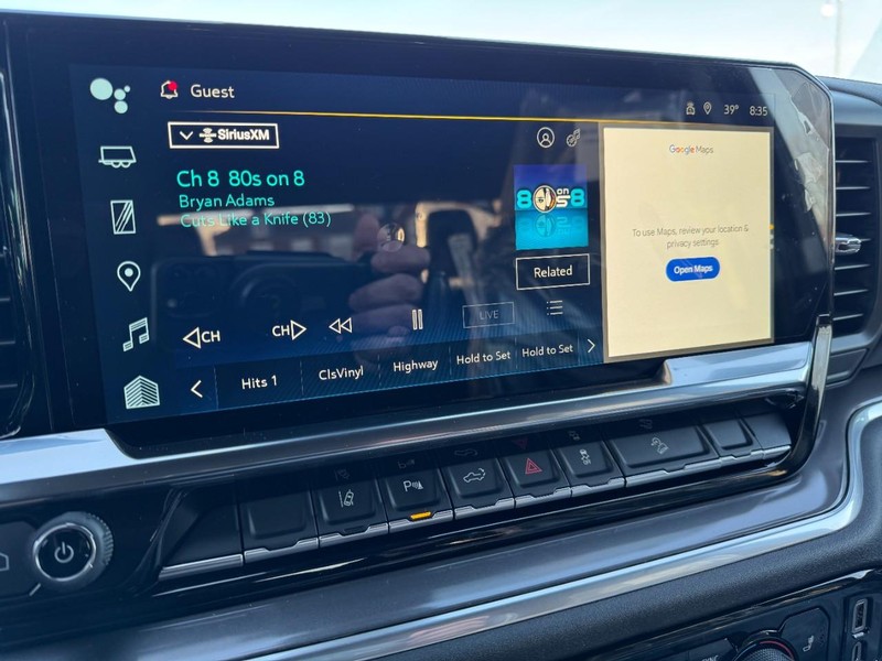 Chevrolet Silverado 2500HD Vehicle Image 15