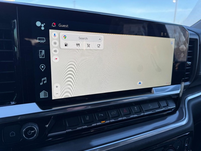 Chevrolet Silverado 2500HD Vehicle Image 16