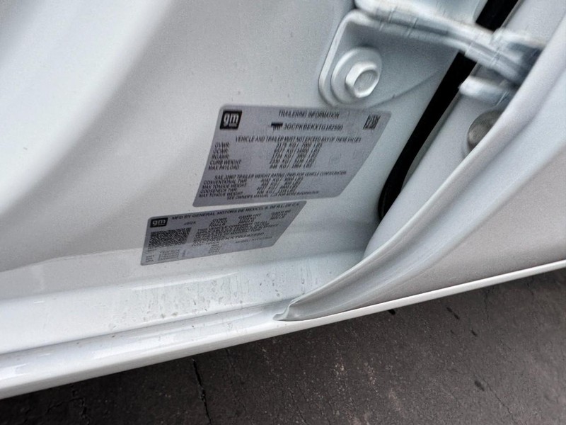 Chevrolet Silverado 1500 Vehicle Image 17